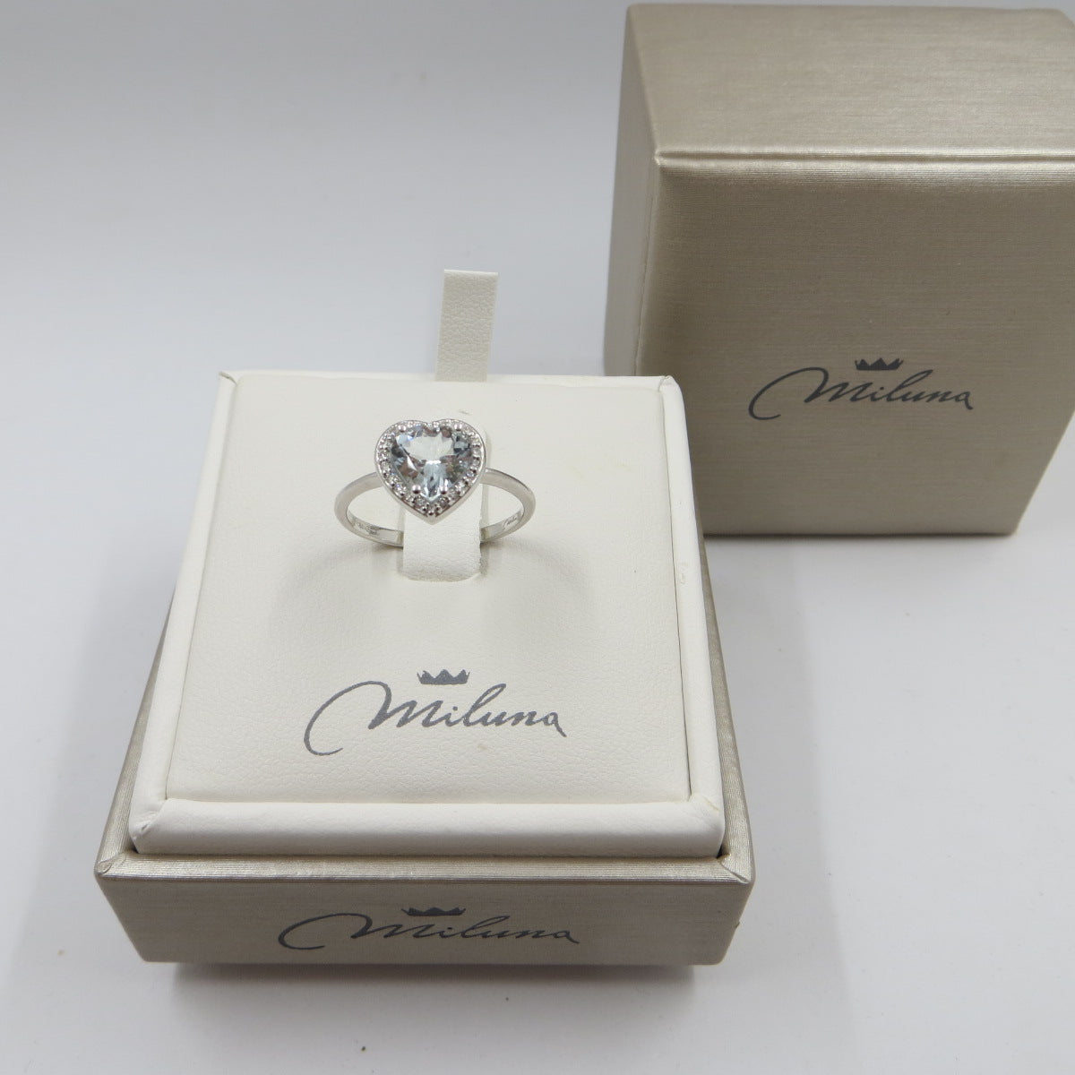 Anello MILUNA Cuore Acquamarina e Brillanti