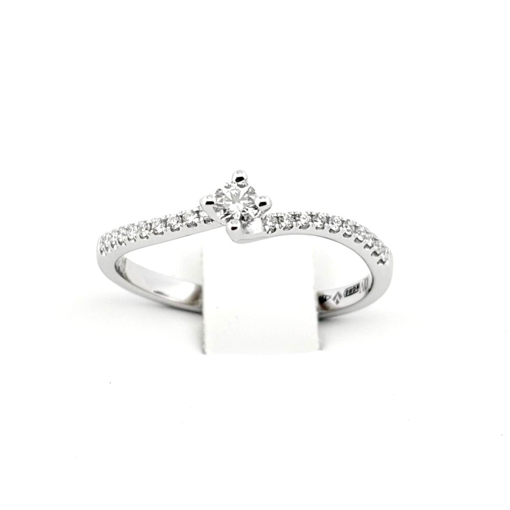 Anello Solitario Giorgio Visconti Oro Bianco e Diamanti naturali