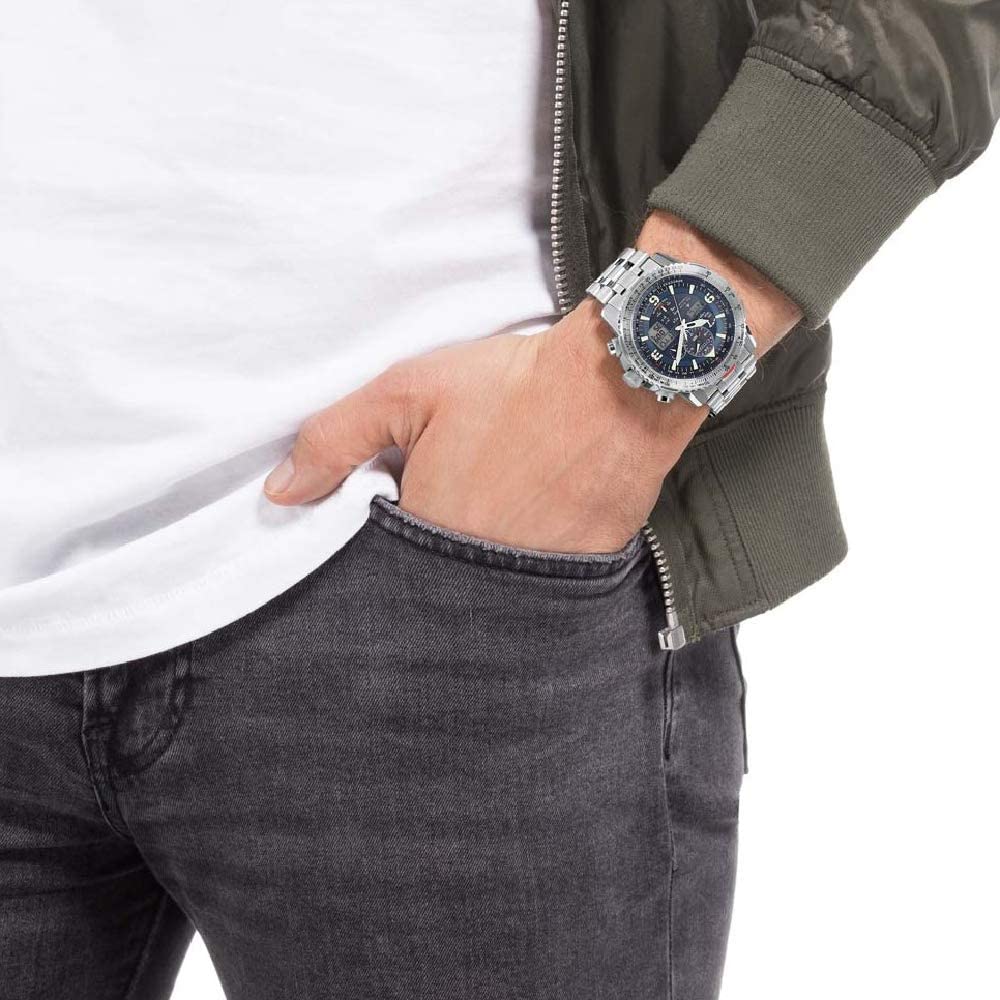 Orologio CITIZEN Radiocontrollato Super Titanio Skyhawk