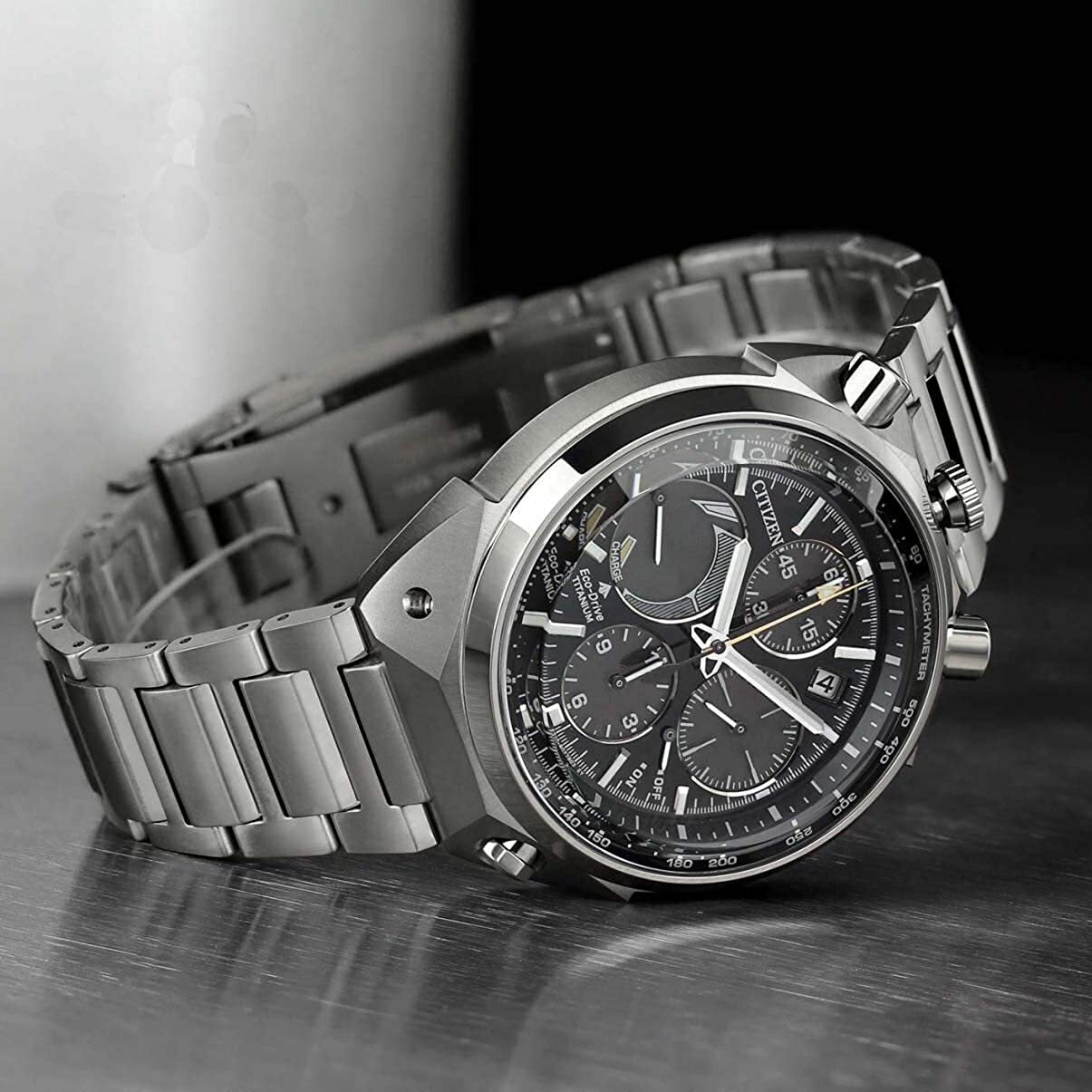 Orologio Cronografo CITIZEN Bull Head Super Titanio SPECIAL EDITION