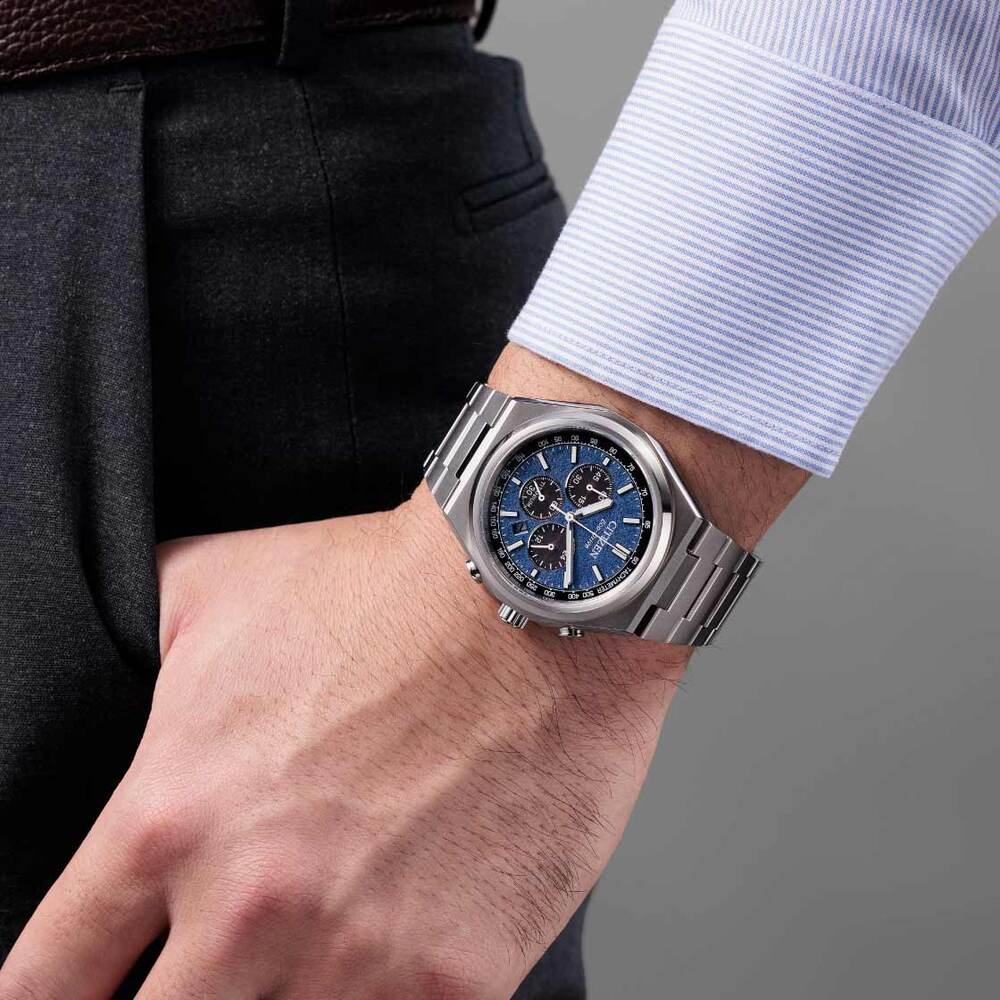 Orologio CITIZEN Crono Super Titanio Silver/Blue